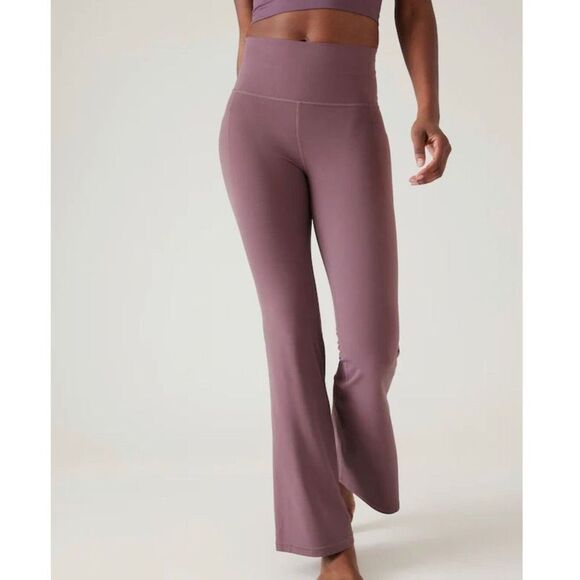 Athleta Salutation Stash Flare Legging High Rise Pockets Stretch Damask Mauve M - Picture 9 of 9